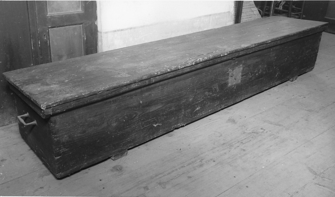 cassone - ambito veneto (seconda metà sec. XIX)