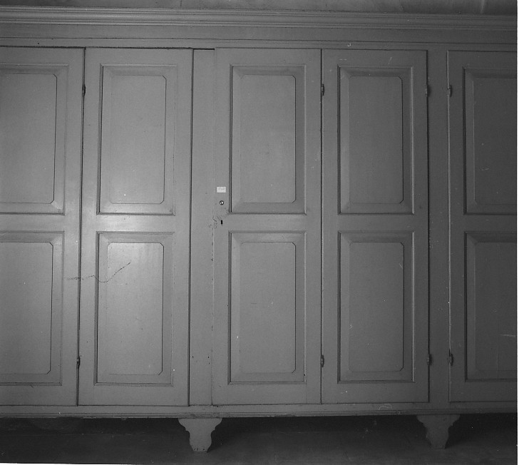 armadio - ambito veneto (ultimo quarto sec. XIX)