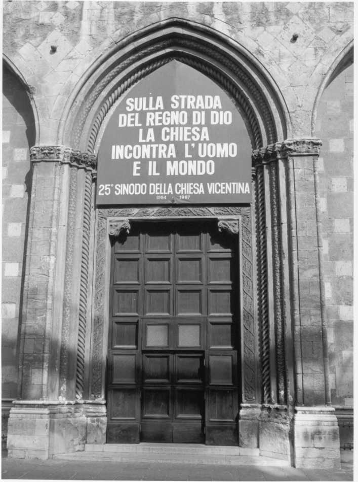 portale maggiore di Calderari Ottone Maria (attribuito) (sec. XVIII)