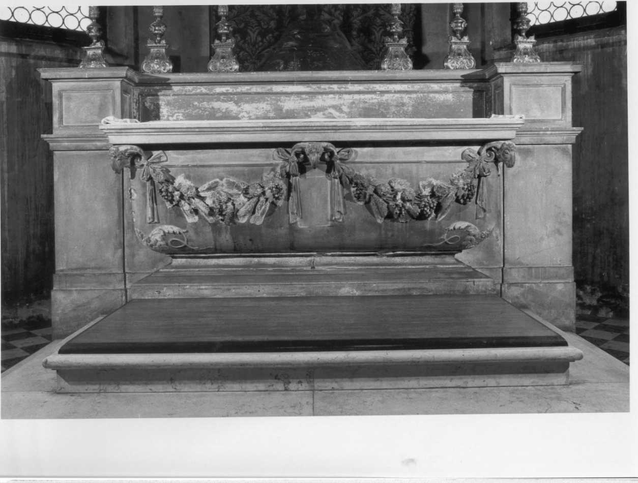 mensa d'altare di Bellio Giovanni, Baguti Francesco (sec. XIX)