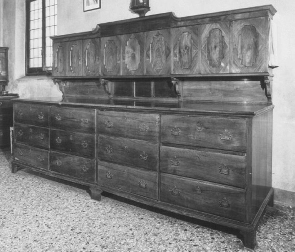 credenza - ambito veneto (prima metà sec. XIX)
