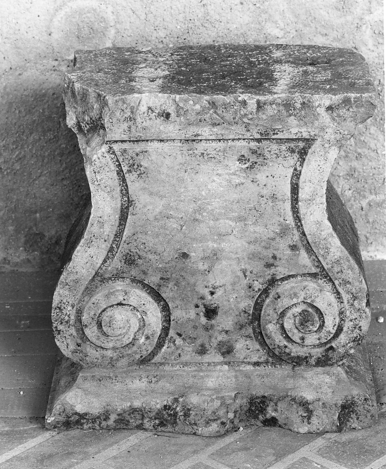 basamento, elemento d'insieme - ambito vicentino (sec. XVIII)