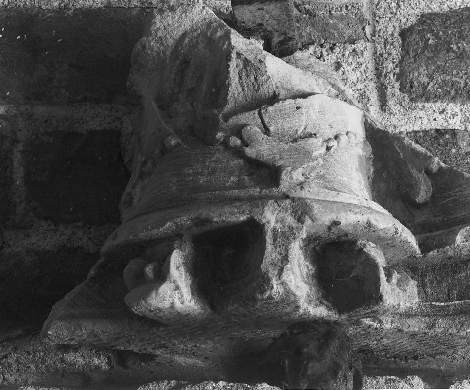 capitello, frammento - ambito vicentino (sec. XVI)