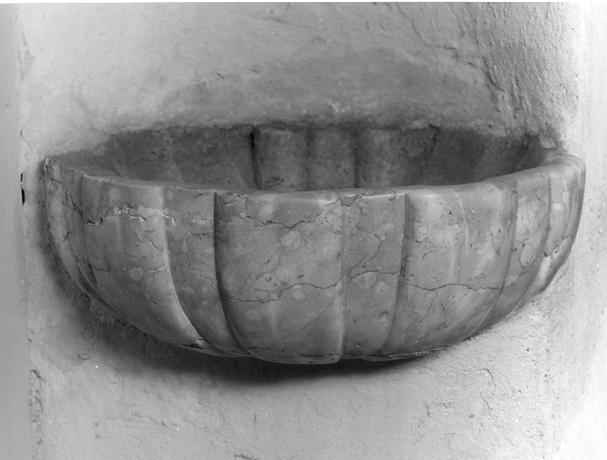 acquasantiera da parete, coppia - ambito veronese (inizio sec. XIX)