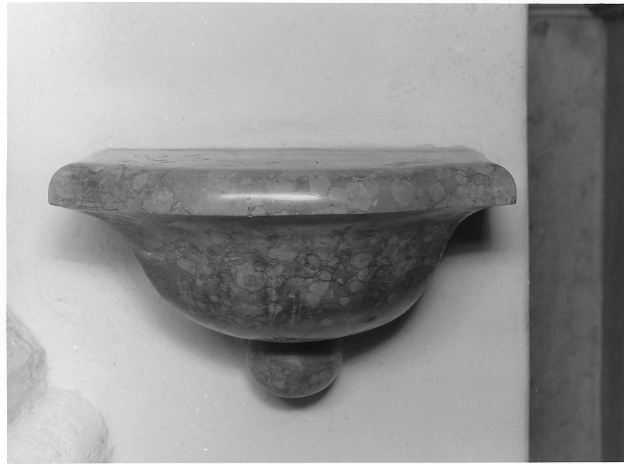 mensola, coppia - ambito veronese (prima metà sec. XIX)