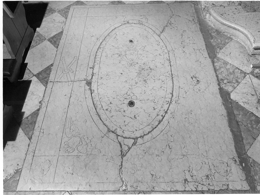 lapide tombale - ambito veronese (sec. XVIII)