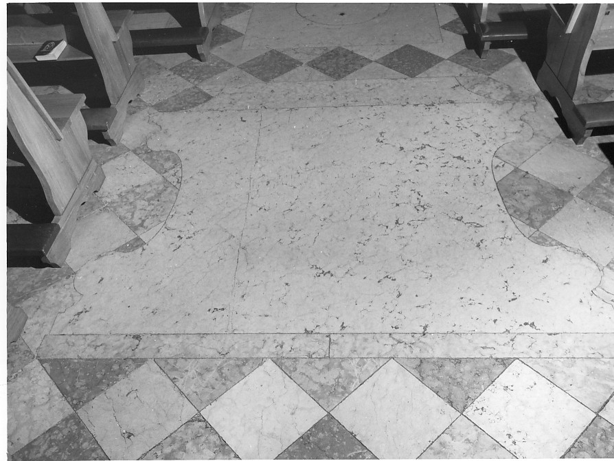 lapide tombale - ambito veronese (sec. XVIII)