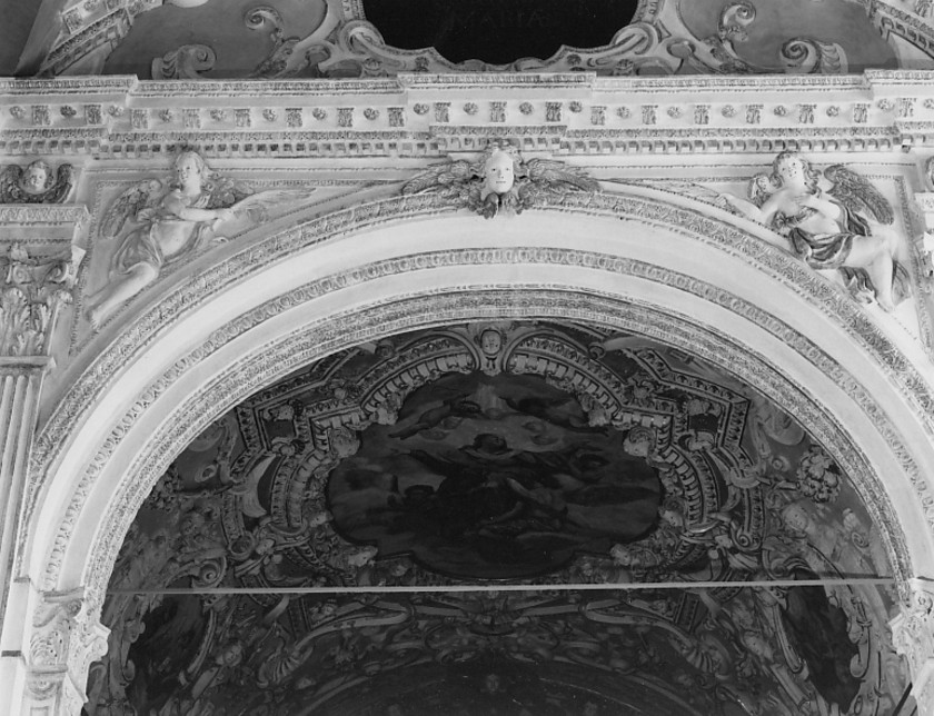 motivi decorativi a foglie d'acanto (decorazione plastica) - ambito veronese (sec. XVII)