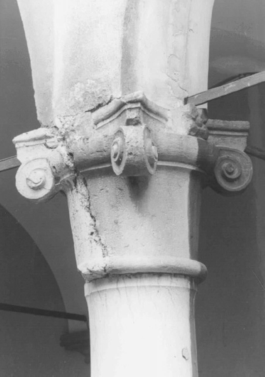 capitello - bottega vicentina (secc. XV/ XVI)