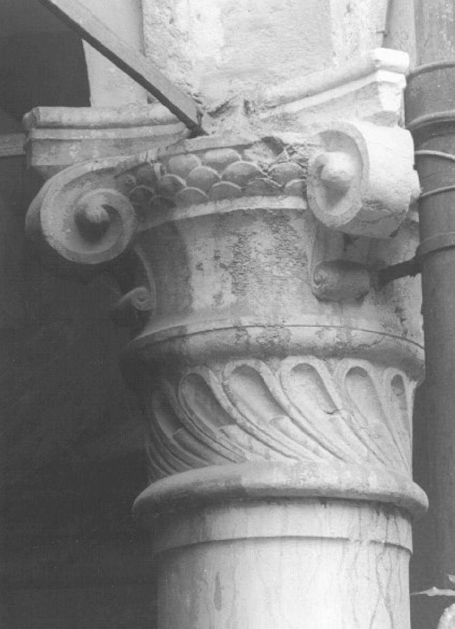 capitello - ambito vicentino (fine/inizio secc. XV/ XVI)