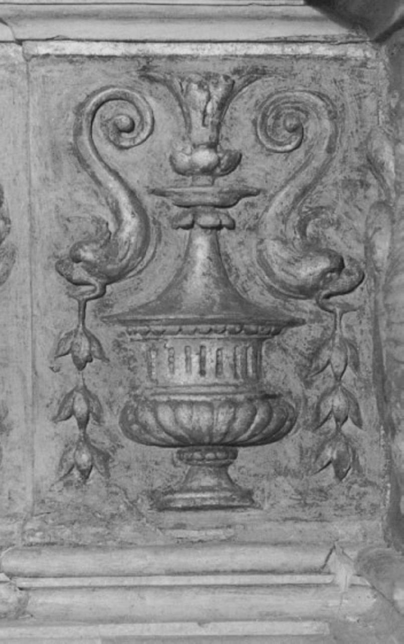 motivi decorativi a grottesche (rilievo) di Giovanni Di Giacomo Da Porlezza (attribuito) (sec. XVI)