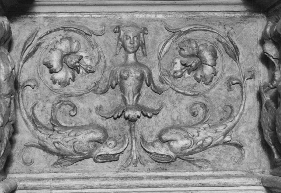 motivi decorativi a grottesche (rilievo) di Giovanni Di Giacomo Da Porlezza (attribuito) (sec. XVI)