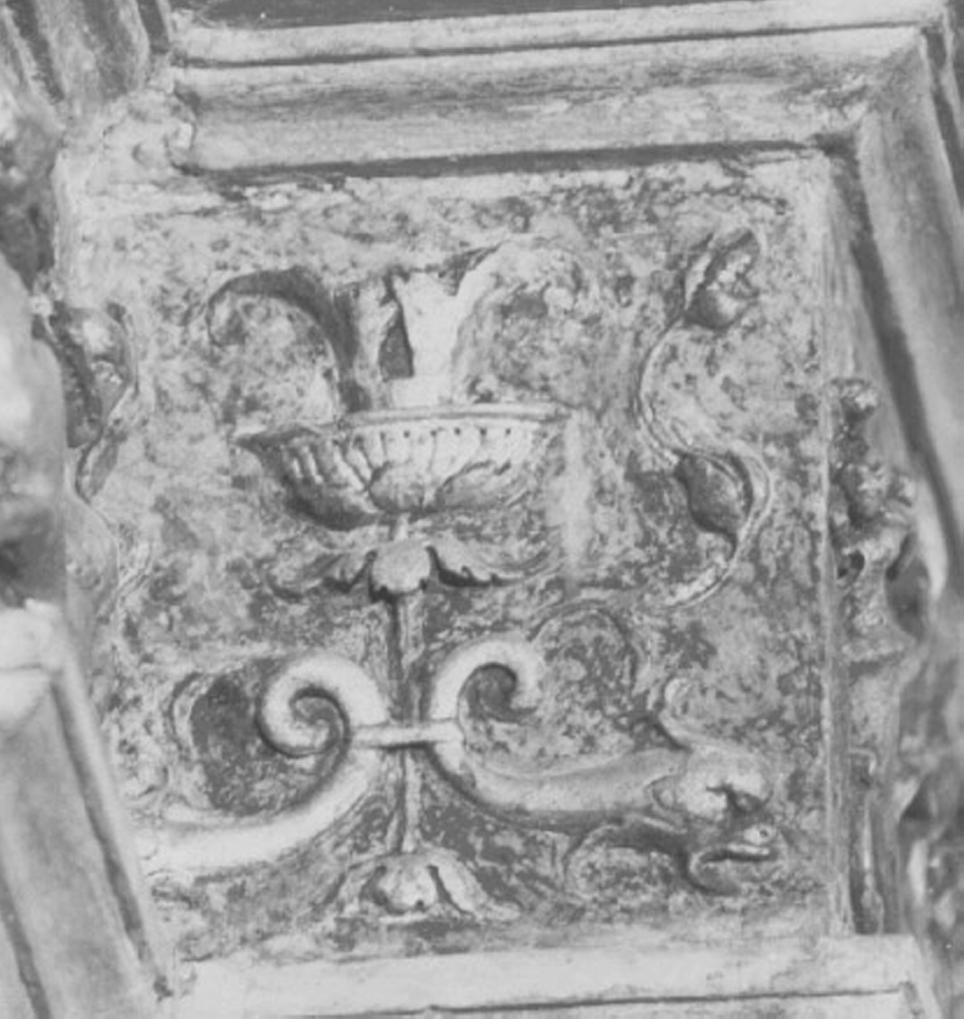 motivi decorativi a grottesche (rilievo) di Giovanni Di Giacomo Da Porlezza (attribuito) (sec. XVI)