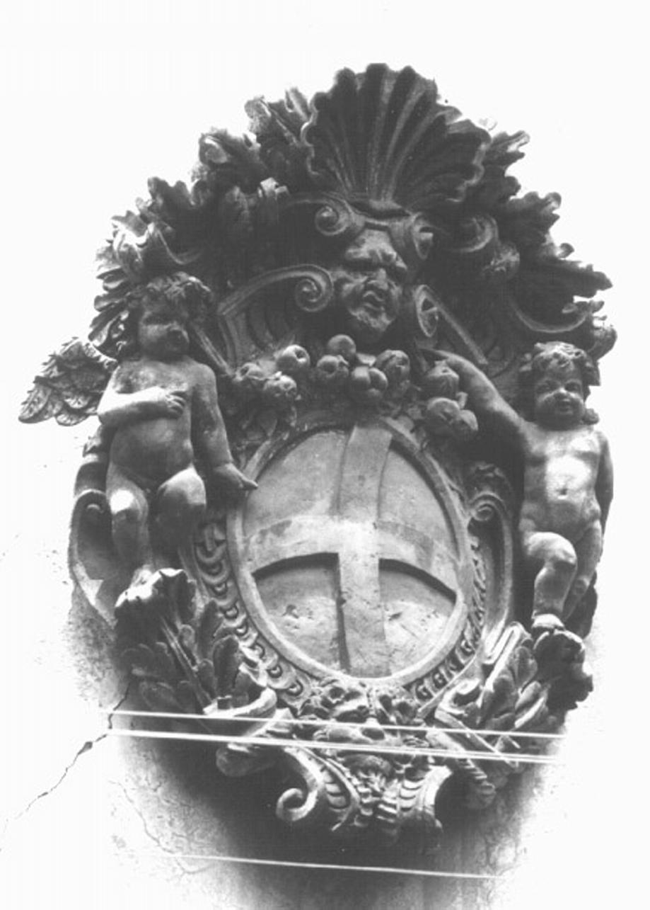 stemma (decorazione plastica) di Pizzocaro Antonio, Cavaliere Pietro (sec. XVII)