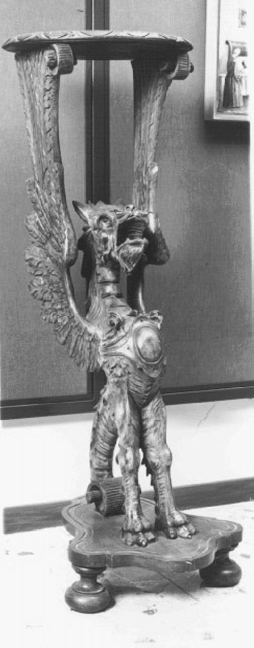 tavolino - ambito veneto (primo quarto sec. XX)