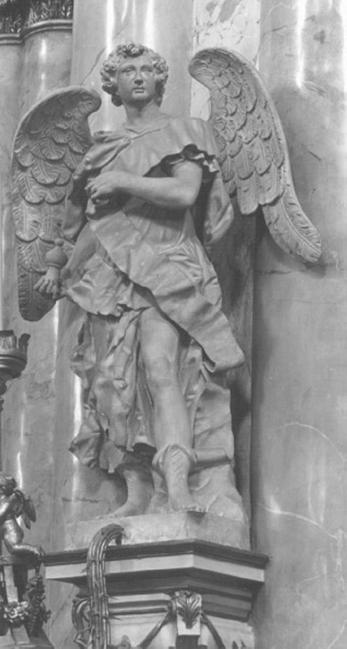 angelo con vaso (statua, elemento d'insieme) di Marinali Orazio (secc. XVII/ XVIII)