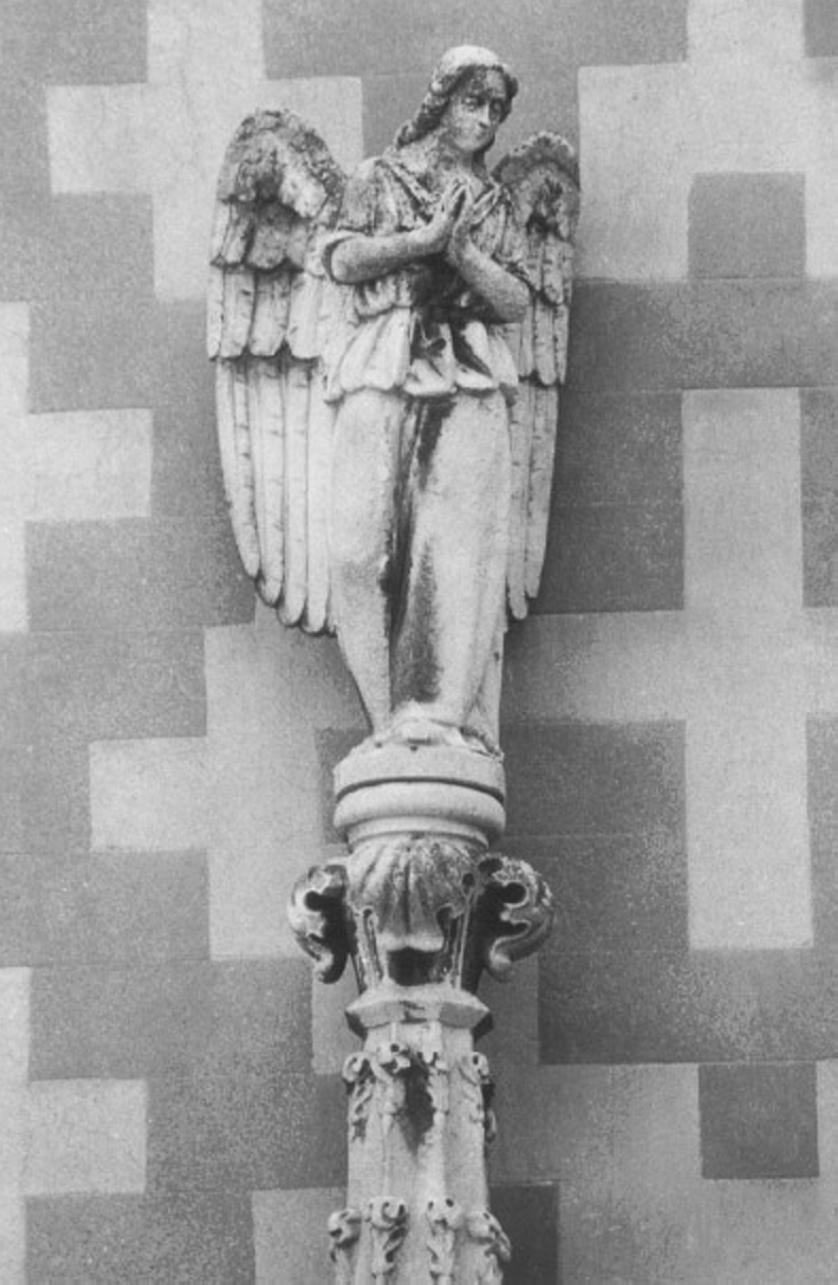 angelo orante (statua, elemento d'insieme) di Miglioranza Giovanni (sec. XIX)