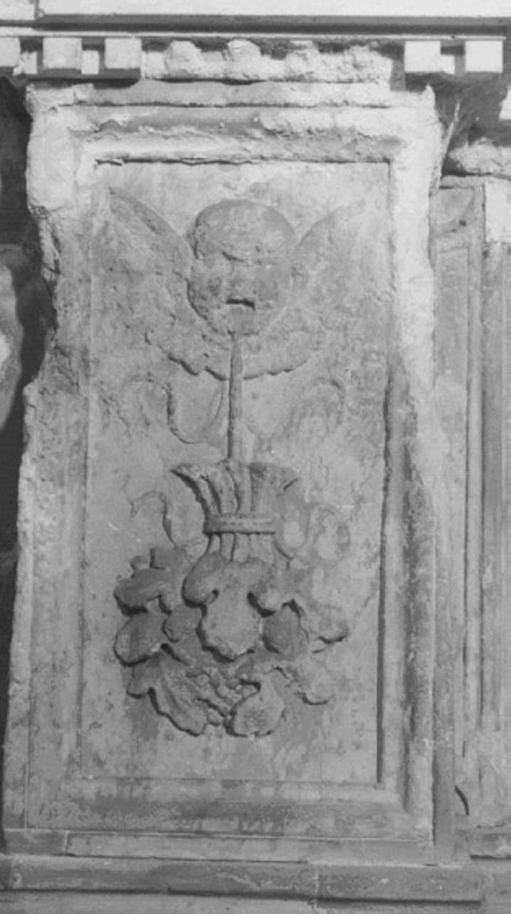 festoni e cherubini (rilievo) di Giovanni Di Giacomo Da Porlezza (attribuito) (secc. XV/ XVI)