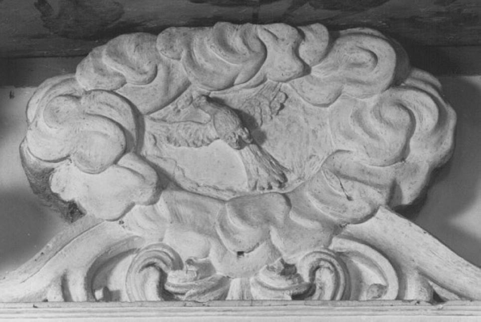colomba dello Spirito Santo (decorazione plastica) di Calvi Giovanni (attribuito) (sec. XVIII)