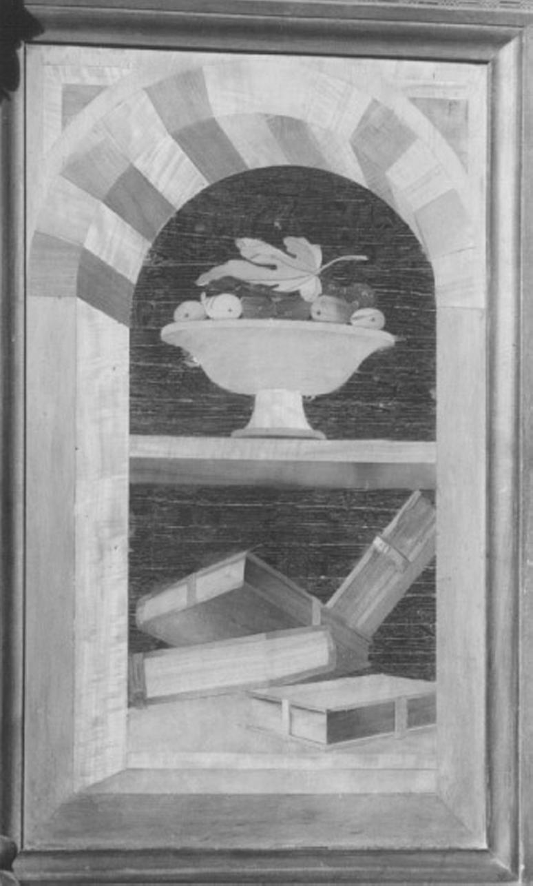natura morta con frutta (decorazione a intarsio) di Dell'Abate Pierantonio Da Modena (attribuito) (sec. XV)