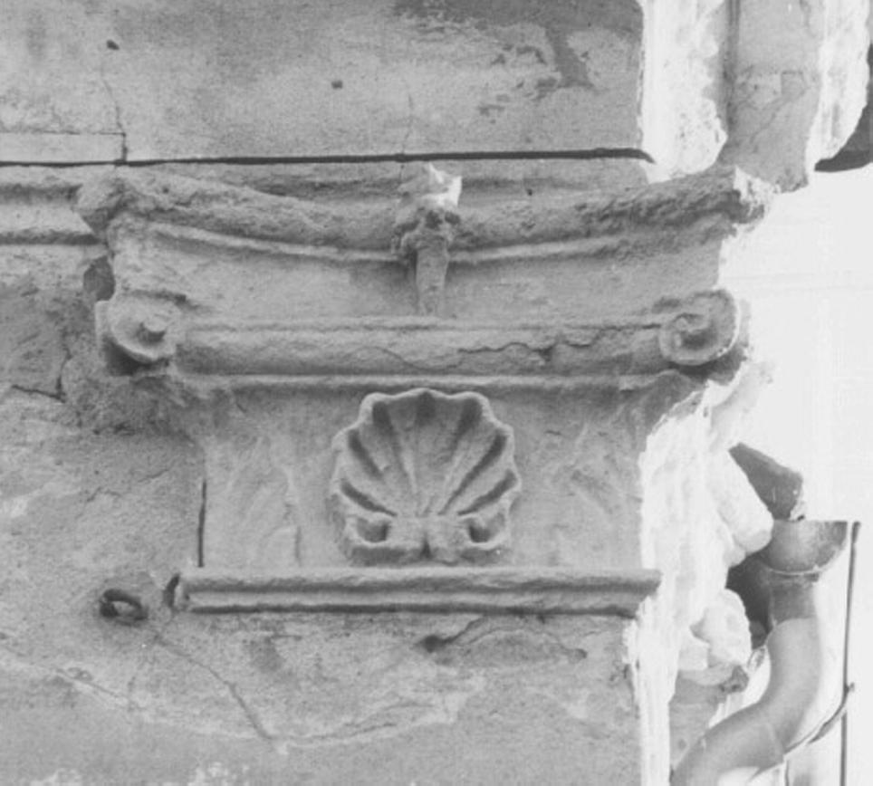 motivo decorativo a valve di conchiglia (capitello) di Tommaso Da Lugano, Bernardino Da Milano (sec. XV)