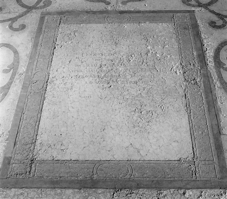 lapide tombale - ambito veronese (sec. XX)