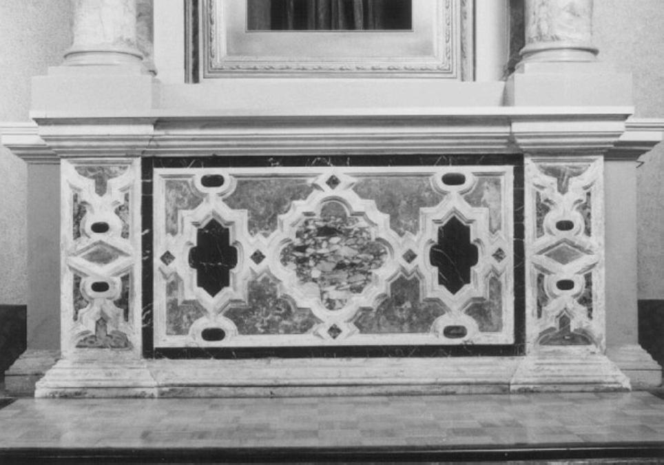 mensa d'altare - ambito vicentino (secc. XVII/ XVIII)