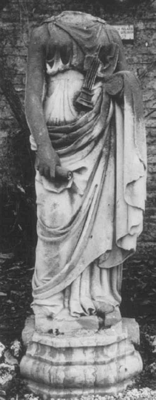 statua, elemento d'insieme - bottega veneta (secc. XVIII/ XIX)