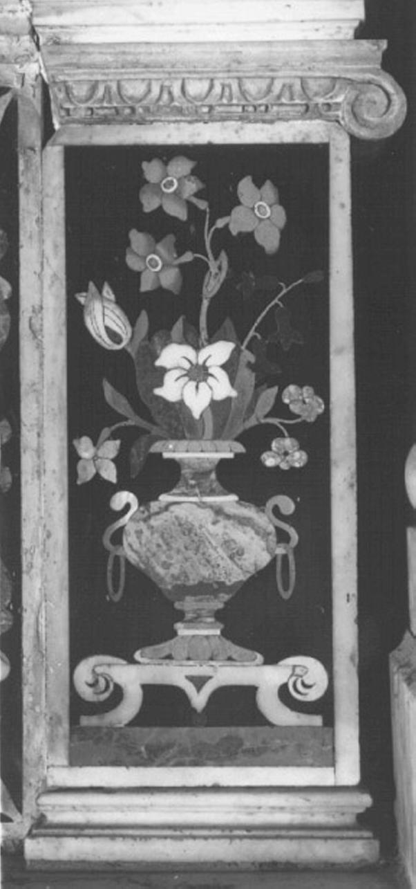 vaso con fiori (decorazione a intarsio, elemento d'insieme) di Fadiga Vincenzo (bottega), Corbarelli Benedetto (bottega) (sec. XVII)