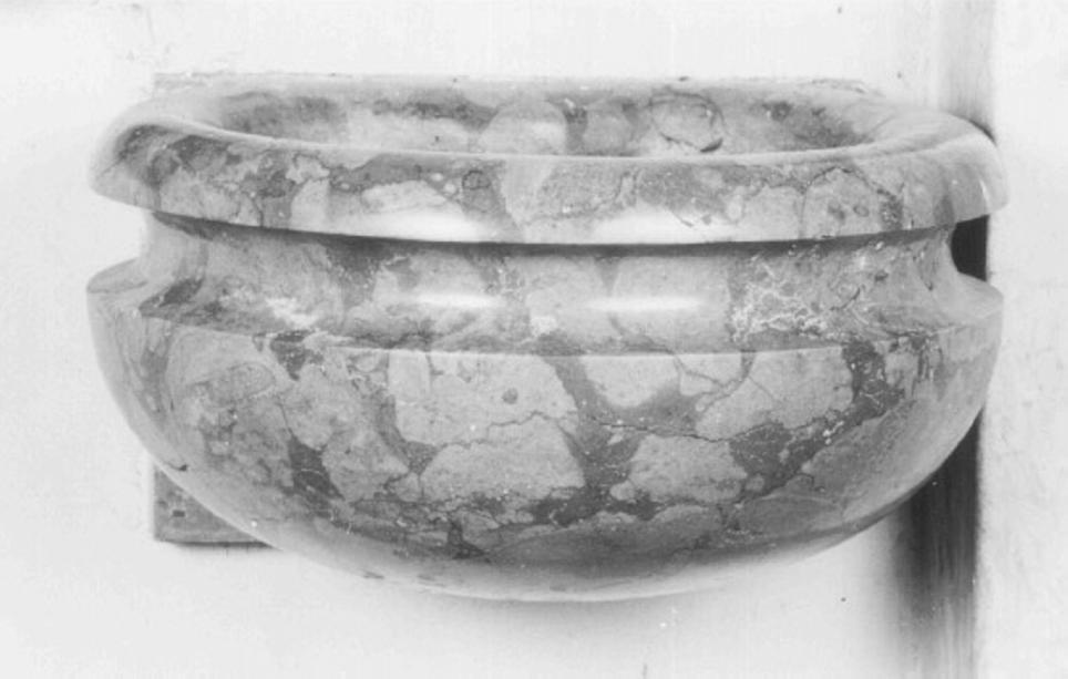 acquasantiera, serie - ambito vicentino (sec. XX)