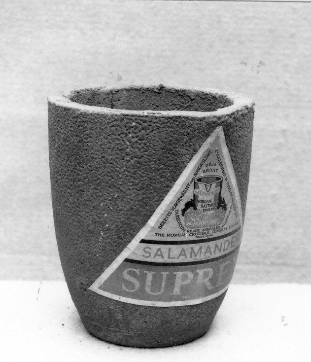 arnese - produzione inglese (sec. XX)