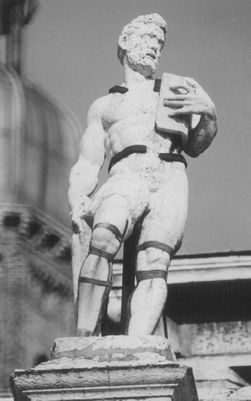 figura femminile (statua) di Albanese Giovanni Battista (attribuito) (sec. XVII)