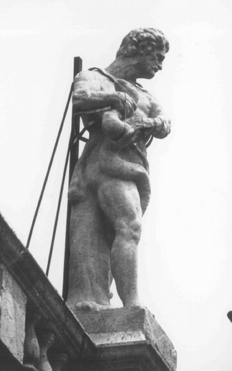 figura maschile (statua) di Mariani Camillo (secc. XVI/ XVII)