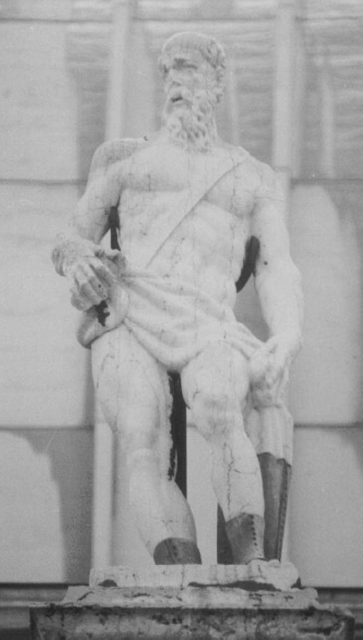 figura maschile distesa (statua) di Albanese Giovanni Battista (attribuito) (sec. XVI)