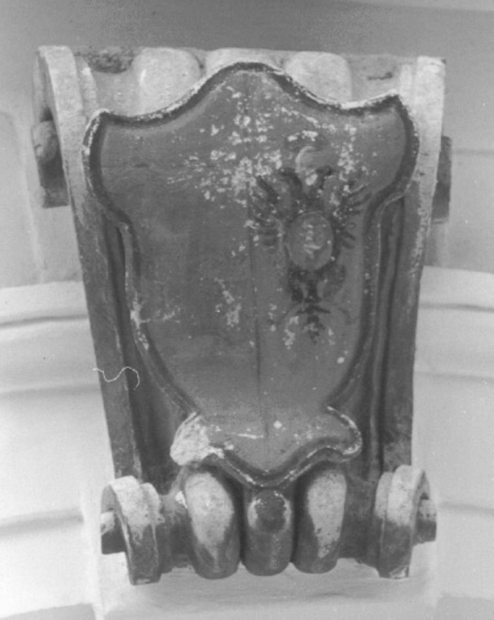 stemma gentilizio (rilievo) - ambito veneto (secc. XVIII/ XIX)