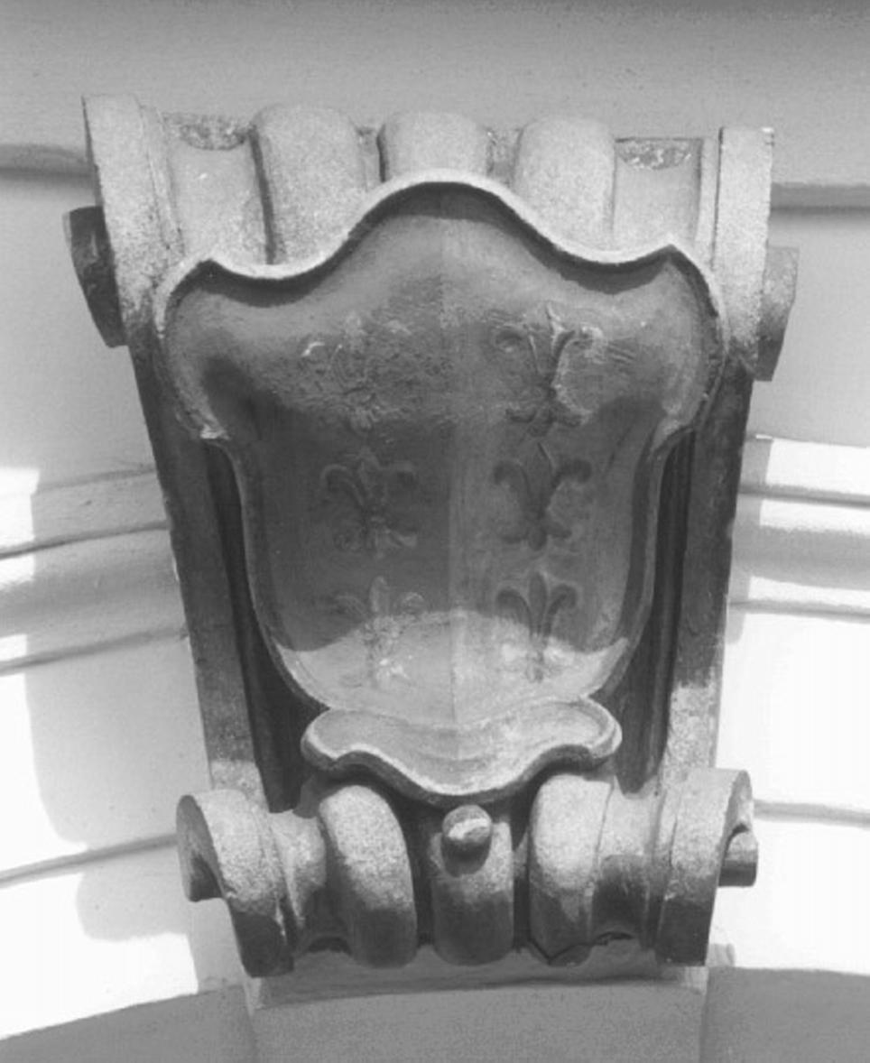 stemma gentilizio (rilievo) - ambito veneto (secc. XVIII/ XIX)