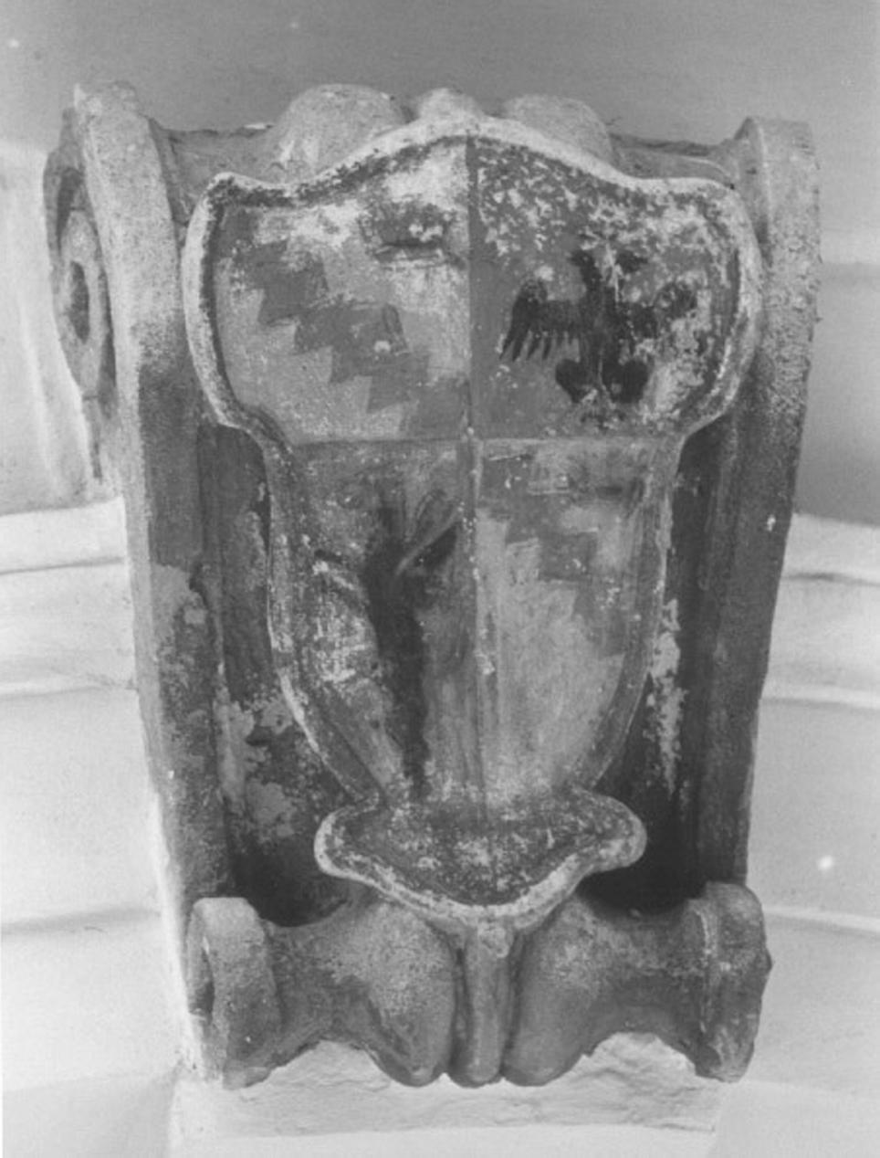 stemma gentilizio (rilievo) - ambito veneto (secc. XVIII/ XIX)