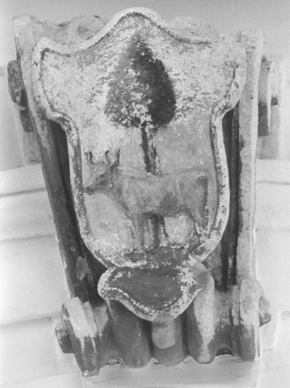 stemma gentilizio (rilievo) - ambito veneto (secc. XVIII/ XIX)