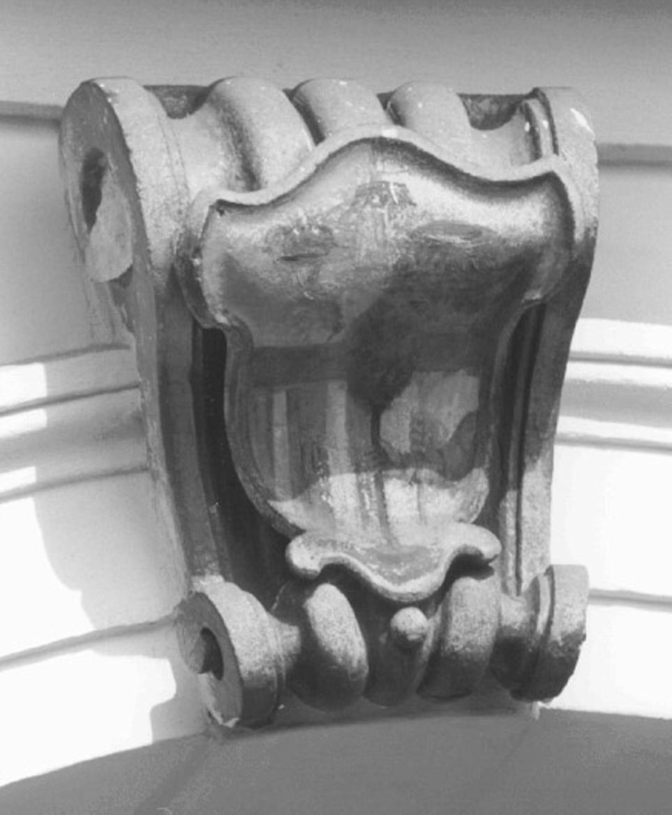 stemma gentilizio (rilievo) - ambito veneto (secc. XVIII/ XIX)