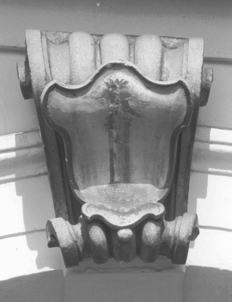 stemma gentilizio (rilievo) - ambito veneto (secc. XVIII/ XIX)