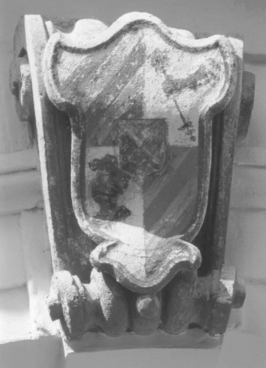 stemma gentilizio (rilievo) - ambito veneto (secc. XVIII/ XIX)