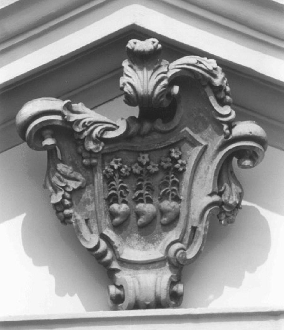 stemma gentilizio (rilievo) - ambito veneto (secc. XVIII/ XIX)