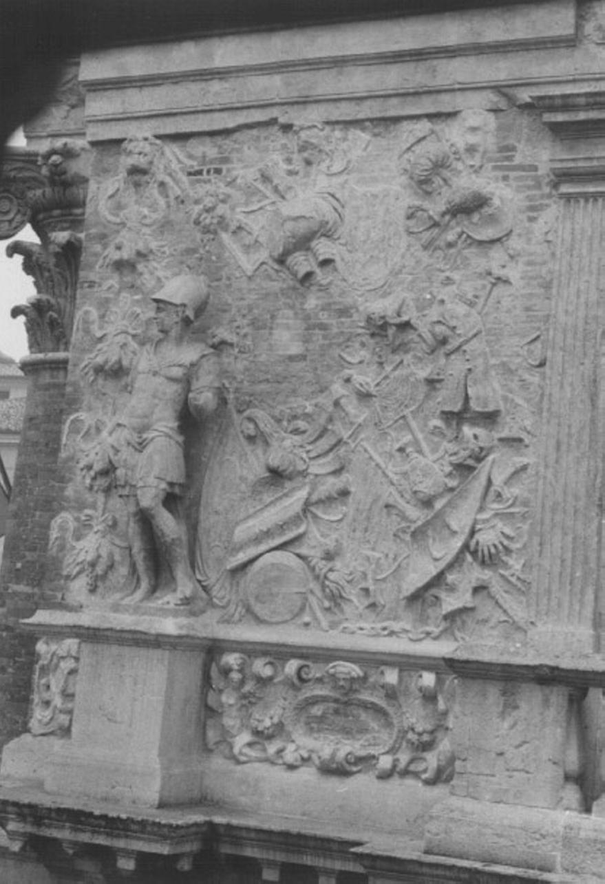 motivo decorativo (decorazione plastica) di Rubini Lorenzo (e aiuti) (sec. XVI)