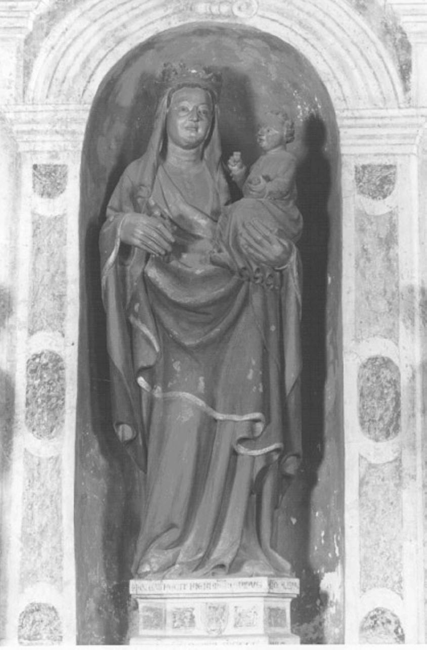Madonna con Bambino (statua) di Niccolò da Venezia (primo quarto sec. XV)