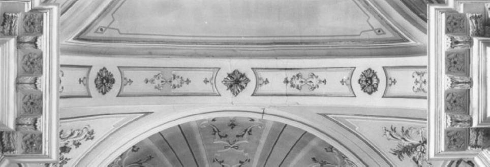 motivi decorativi geometrici e vegetali stilizzati (decorazione plastica) di Massari Giorgio (secondo quarto sec. XVIII)