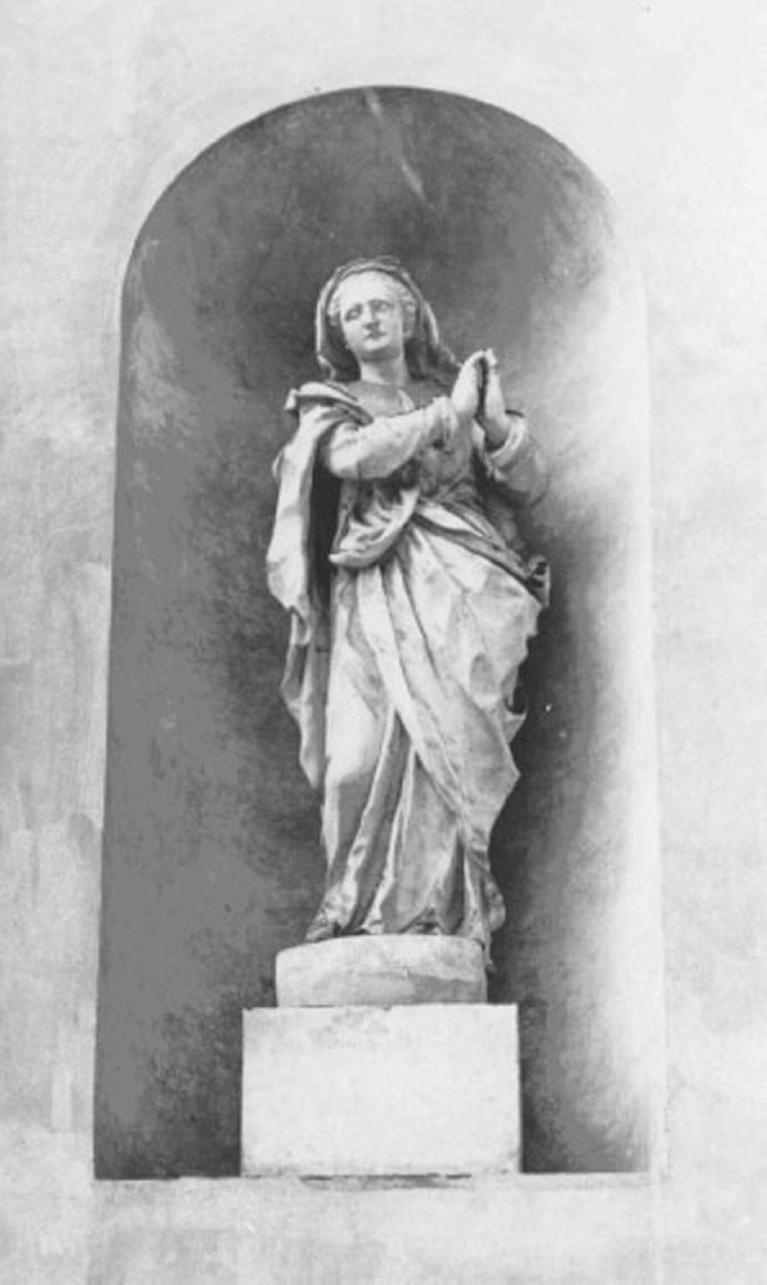 Santa (statua) di Marinali Orazio (maniera) (sec. XVIII)