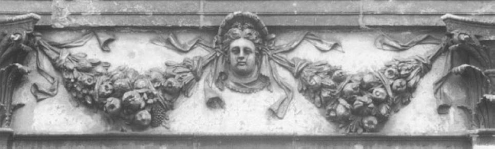 ghirlanda (decorazione plastica) di Albanese Giovanni Battista (attribuito) (sec. XVI)