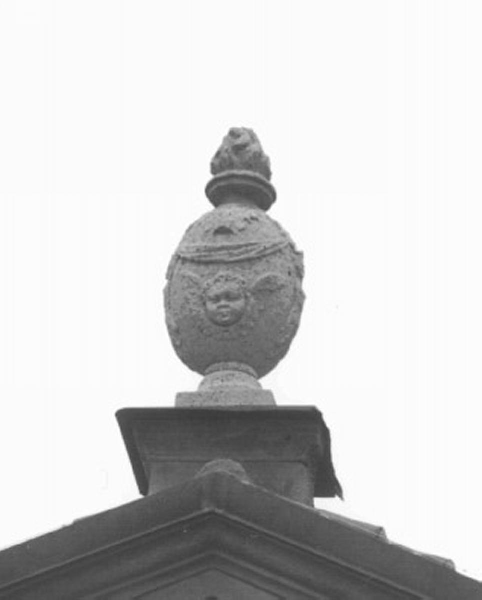 vaso (scultura) di Vittoria Alessandro (attribuito) (sec. XVI)
