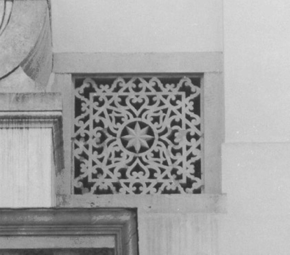 motivi decorativi (inferriata) di Borella Carlo, Ceroni Girolamo (sec. XVII)