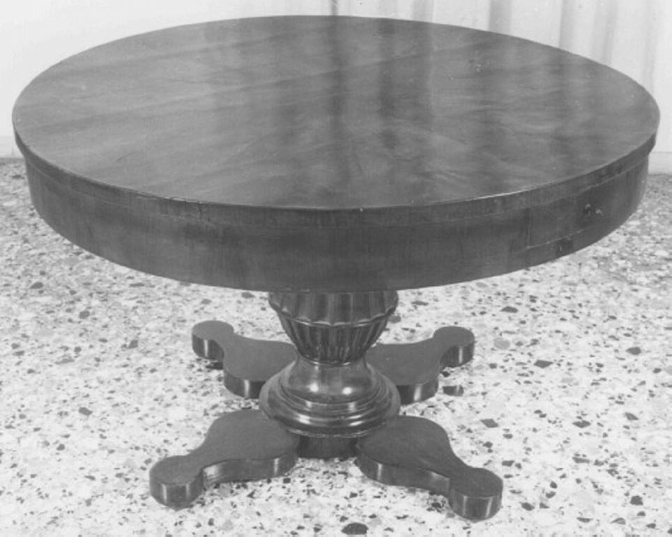 tavolo - ambito veneto (secc. XIX/ XX)